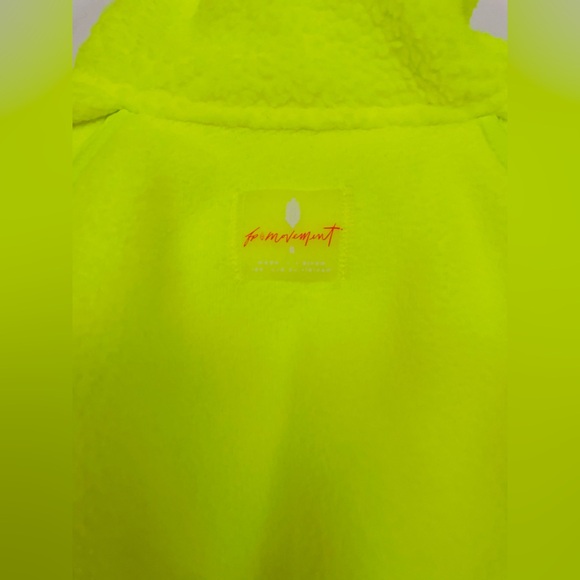 NWT! Free People FP Movement Hit The Slopes Neon Yellow Jacket Activewear Small - Picture 14 of 15